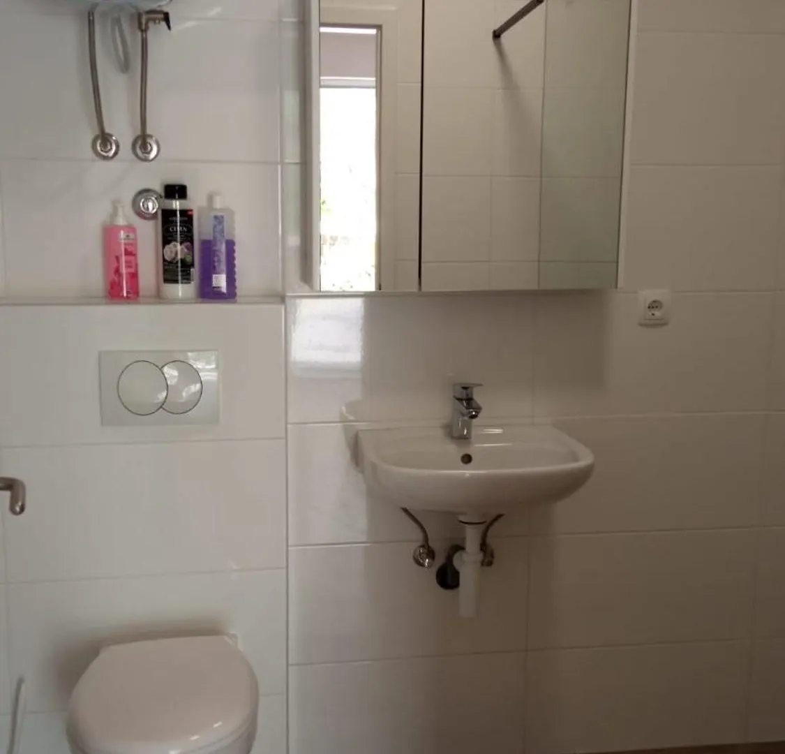 Apartmani Nikola Biograd Na Moru Apartamento
