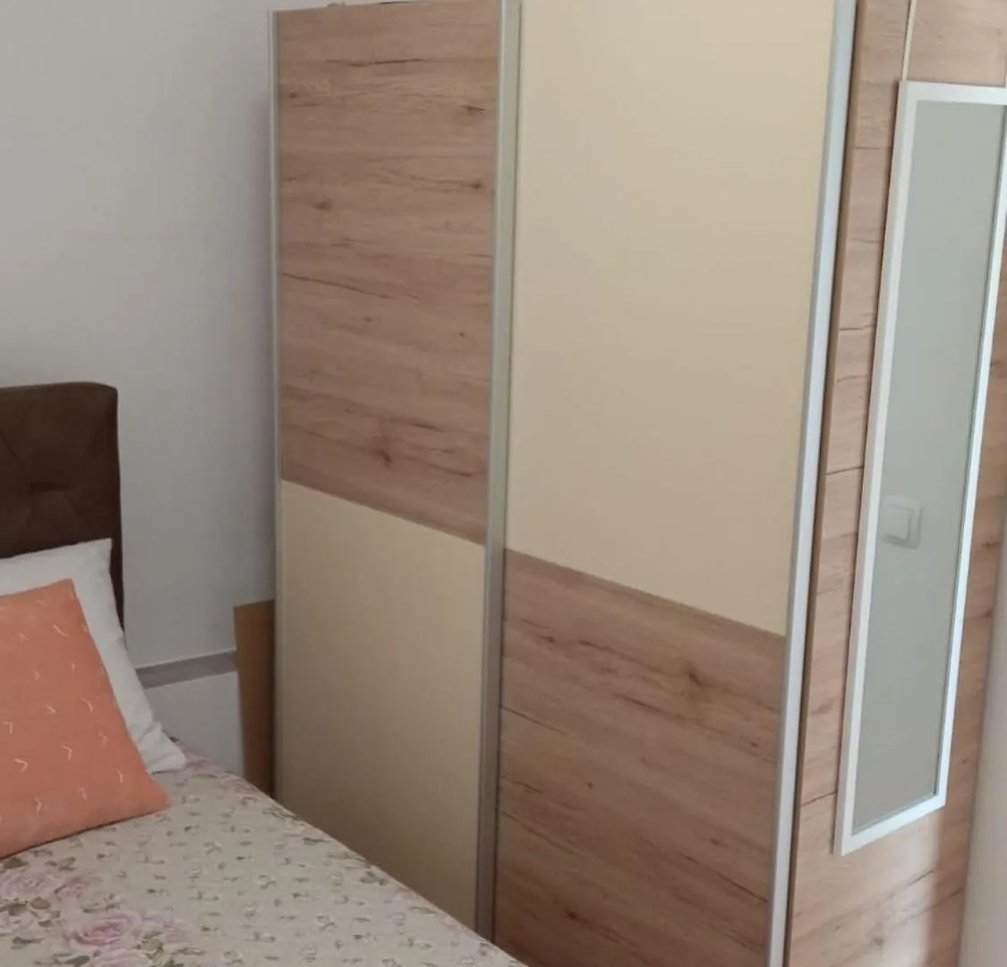 Apartmani Nikola Biograd Na Moru
